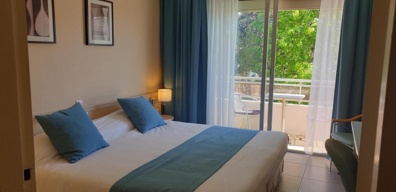 Logis Hotel & Restaurant Le Fleurance Exterior photo